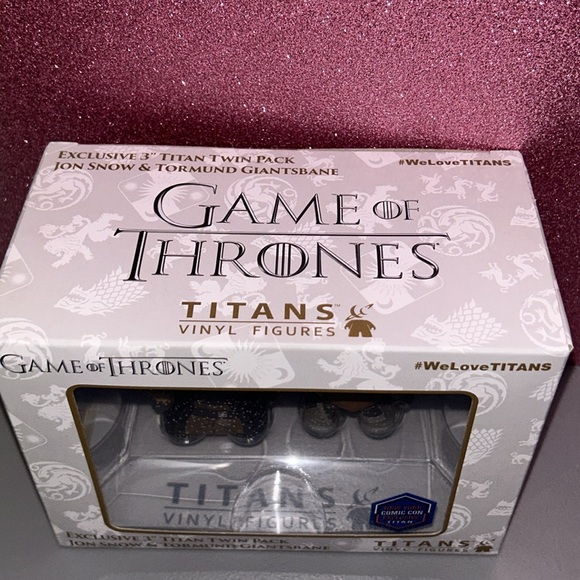 Titans Exclusive 3” Game Of Thrones Jon Snow and Tormund vinyl figures - Picture 2 of 5